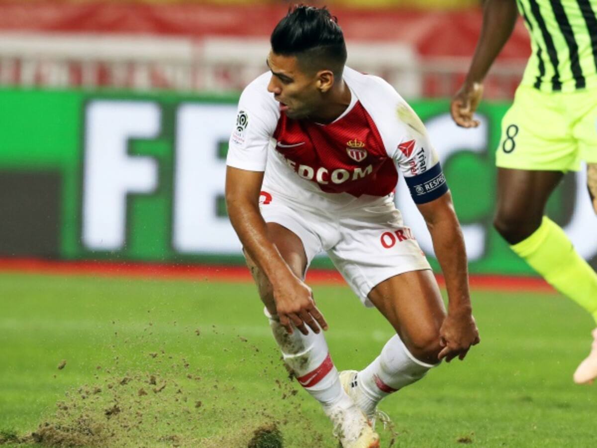 Falcao no pudo sacar de la crisis al Mónaco que volvió a perder en Francia