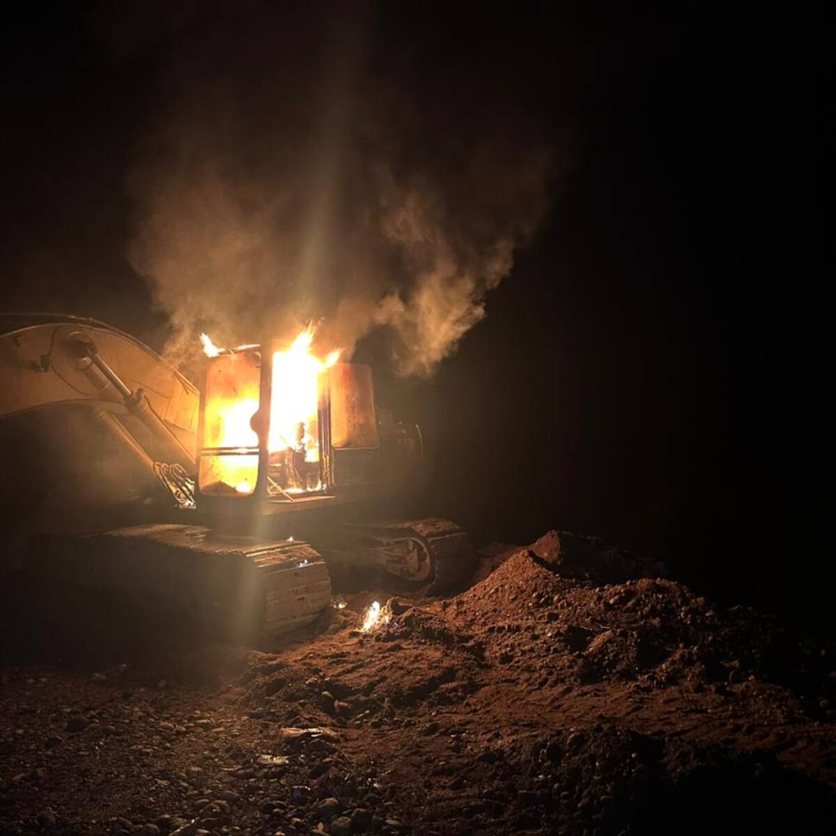 Zaragoza: el Ejército intervino siete unidades mineras que generaban $8 mil millones al mes