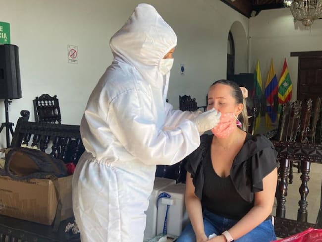 Realizan testeo masivo contra el Coronavirus en la Alcaldía de Cartagena