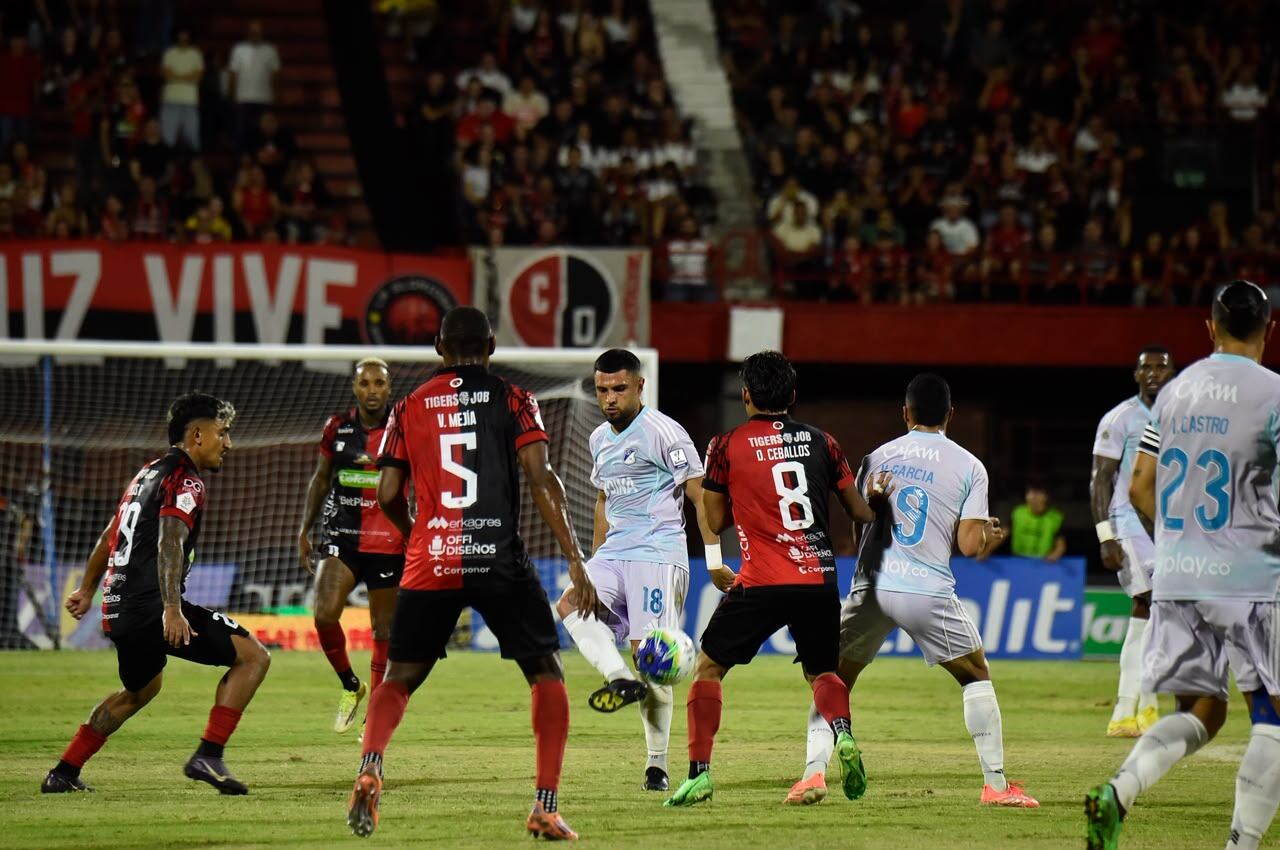 Millonarios venció al Cúcuta sobre el final y sumó tres puntos importantes: resumen del partido Foto: Colprensa