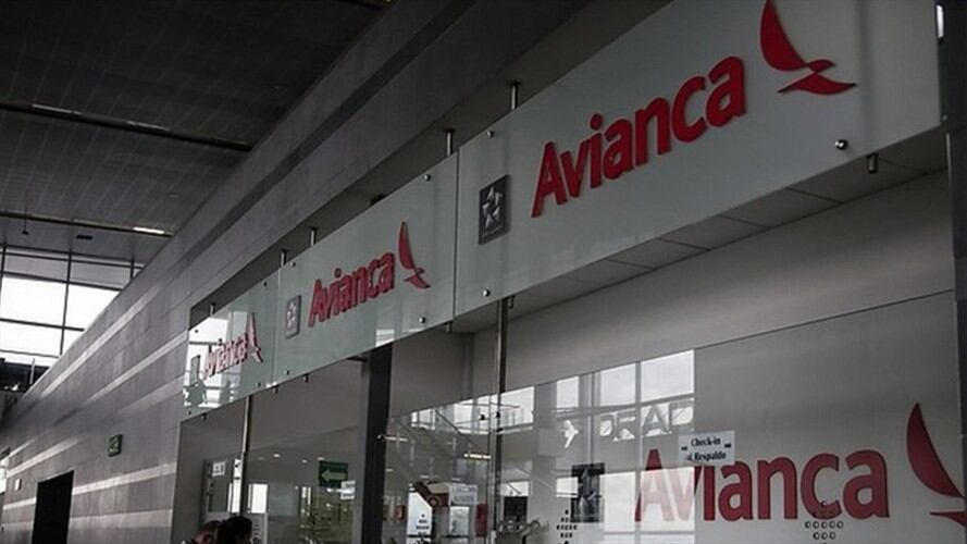 Avianca podrá mantener en firme despidos de pilotos jubilados. Foto: Colprensa