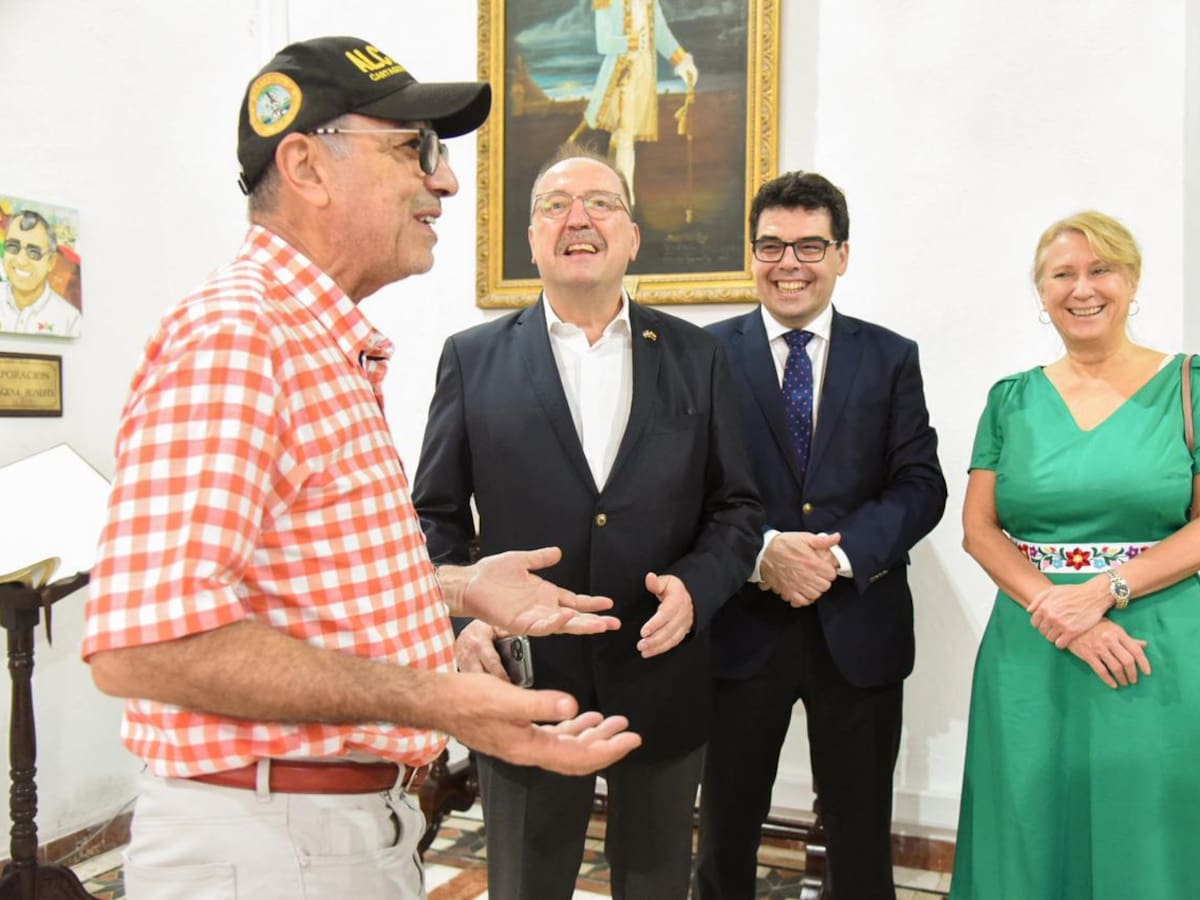 Dau se reunió con embajadora de Hungría en Colombia para hablar de cultura y turismo