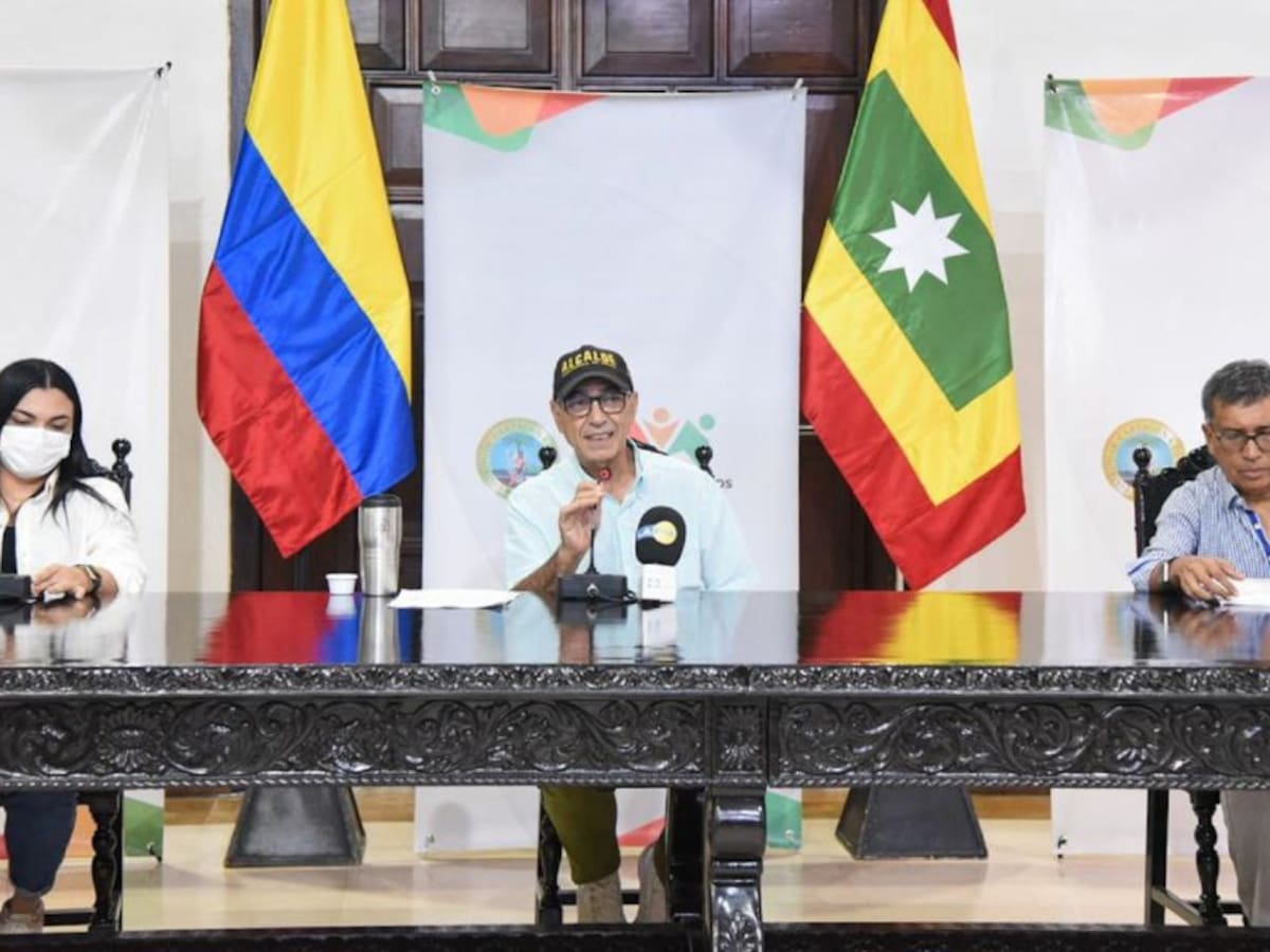 Alcalde Dau continuará en el cargo tras anulación de proceso en contraloría