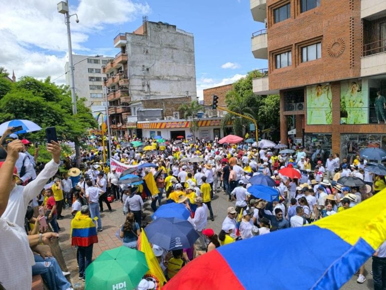 En la marcha se podrán apreciar grupo folclóricos, artísticos. Foto Relacionada.