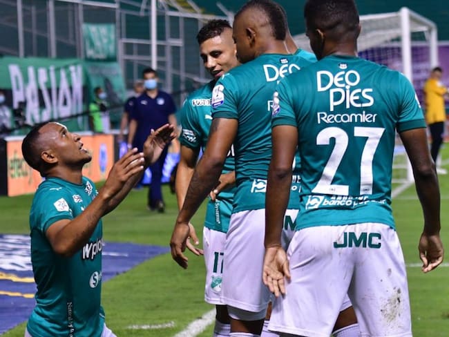 Deportivo Cali venció 3 - 2 a Santafé y se acerca a su clasificación