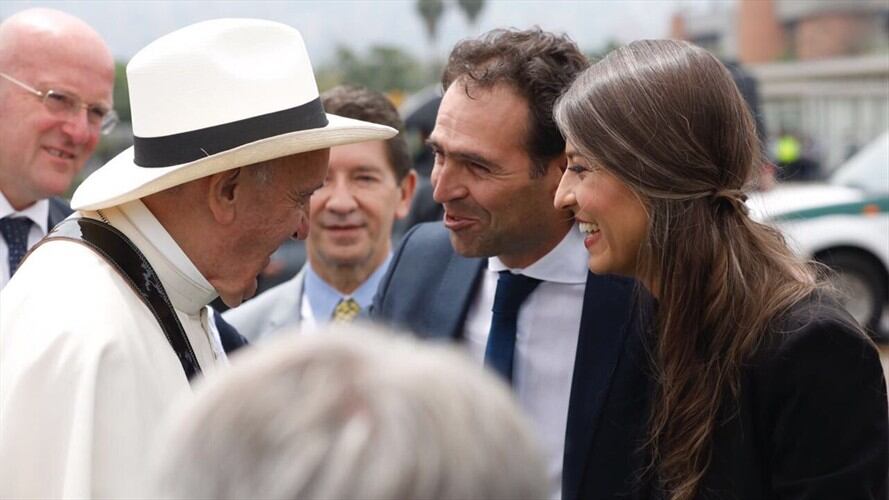 "El Mundo de España debe reflexionar sobre el deber ser de su oficio", dice Federico Zuluaga sobre nota acerca del papa Francisco en Medellín. Foto: Alcaldía de Medellín