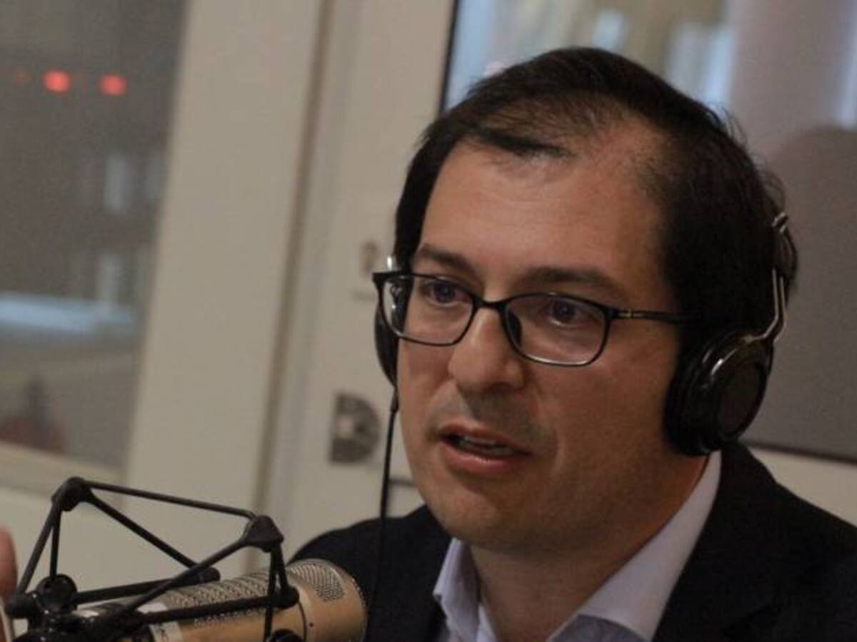 Carta de Uribe – Pastrana, parte de una estrategia de la política, no lo veamos más allá: Barbosa