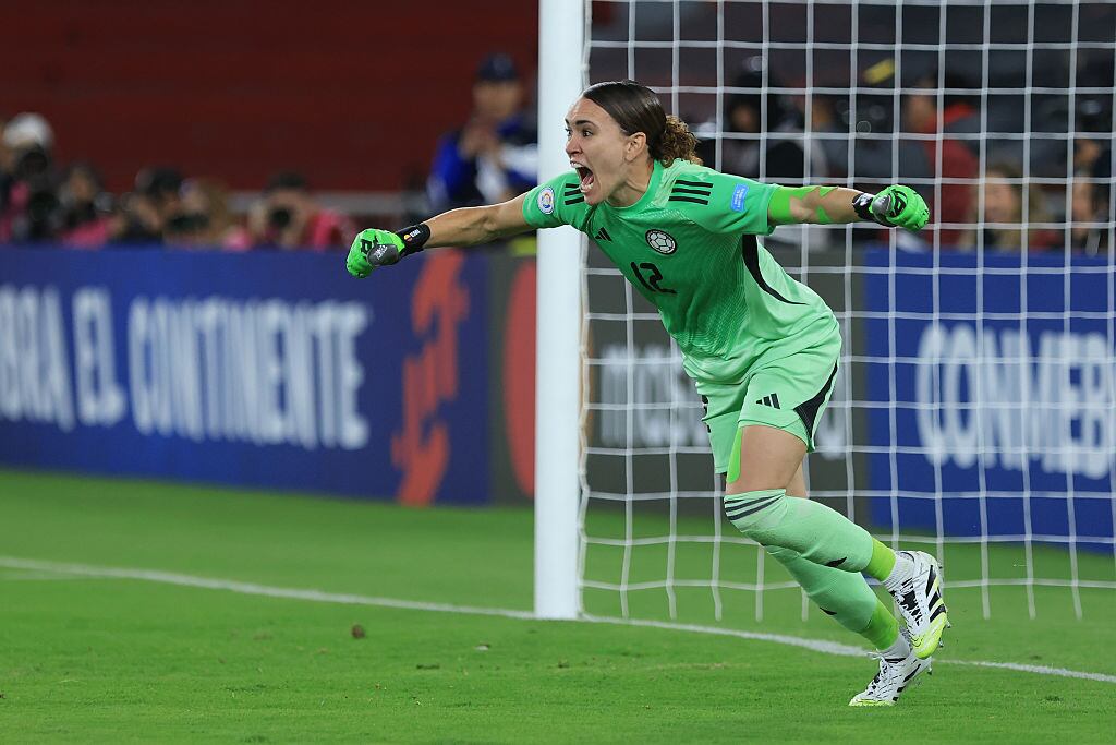 Katherine Tapia luego de clasificar a la final de la Copa América Femenina / Getty Images