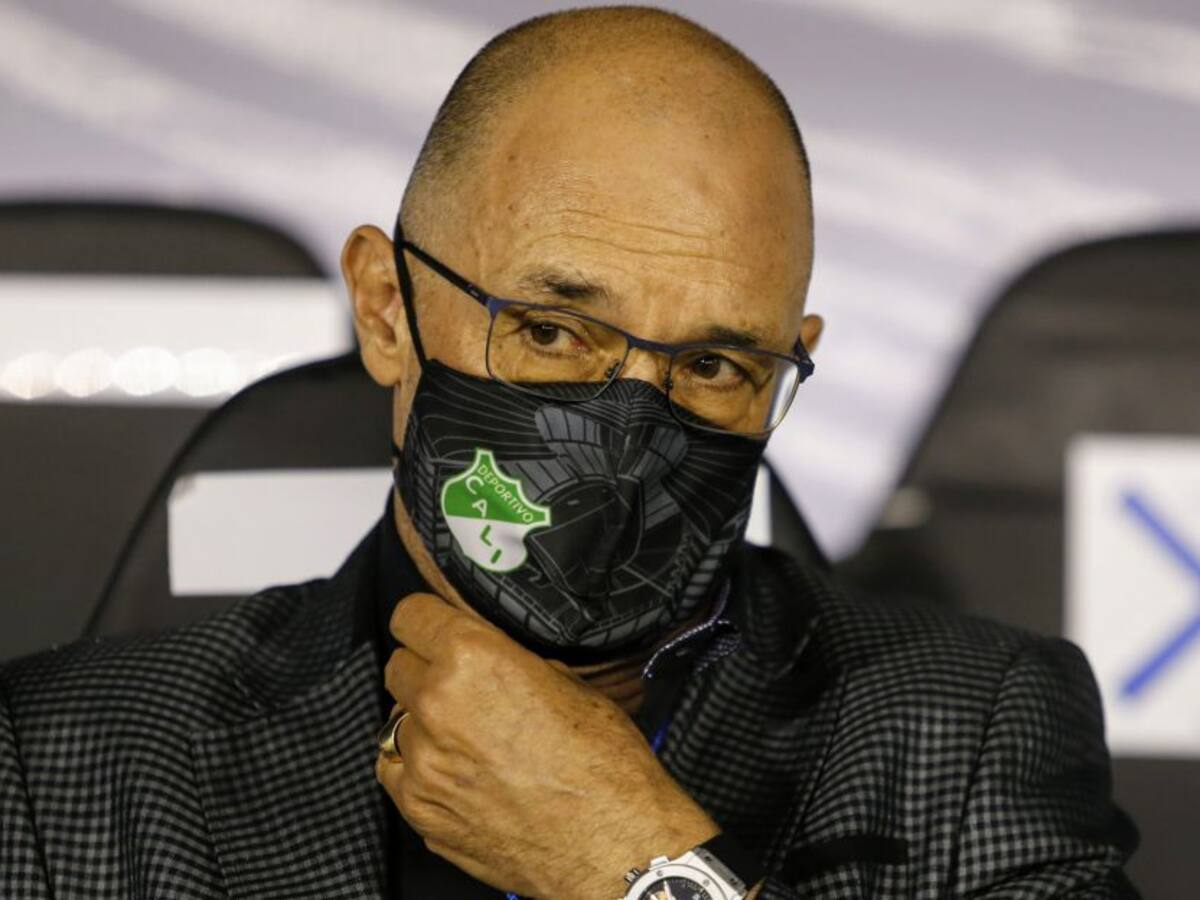 Alfredo Arias tras los fallos arbitrales: "Esto es inaudito, triste"