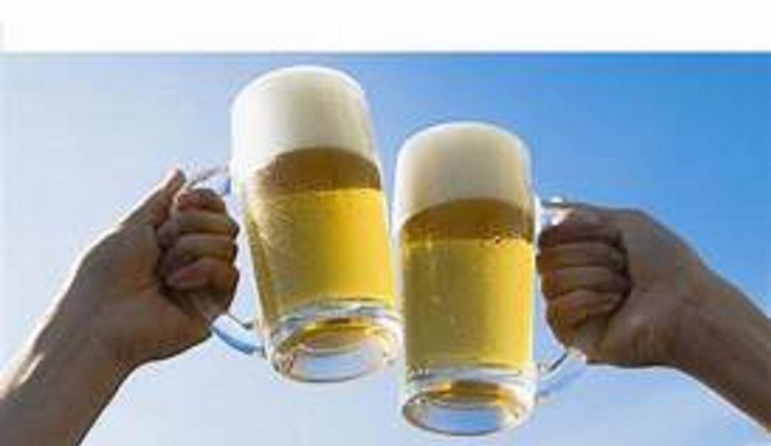 La pandemia llevo a jóvenes de la región a refugiarse en el alcohol de forma solitaria.