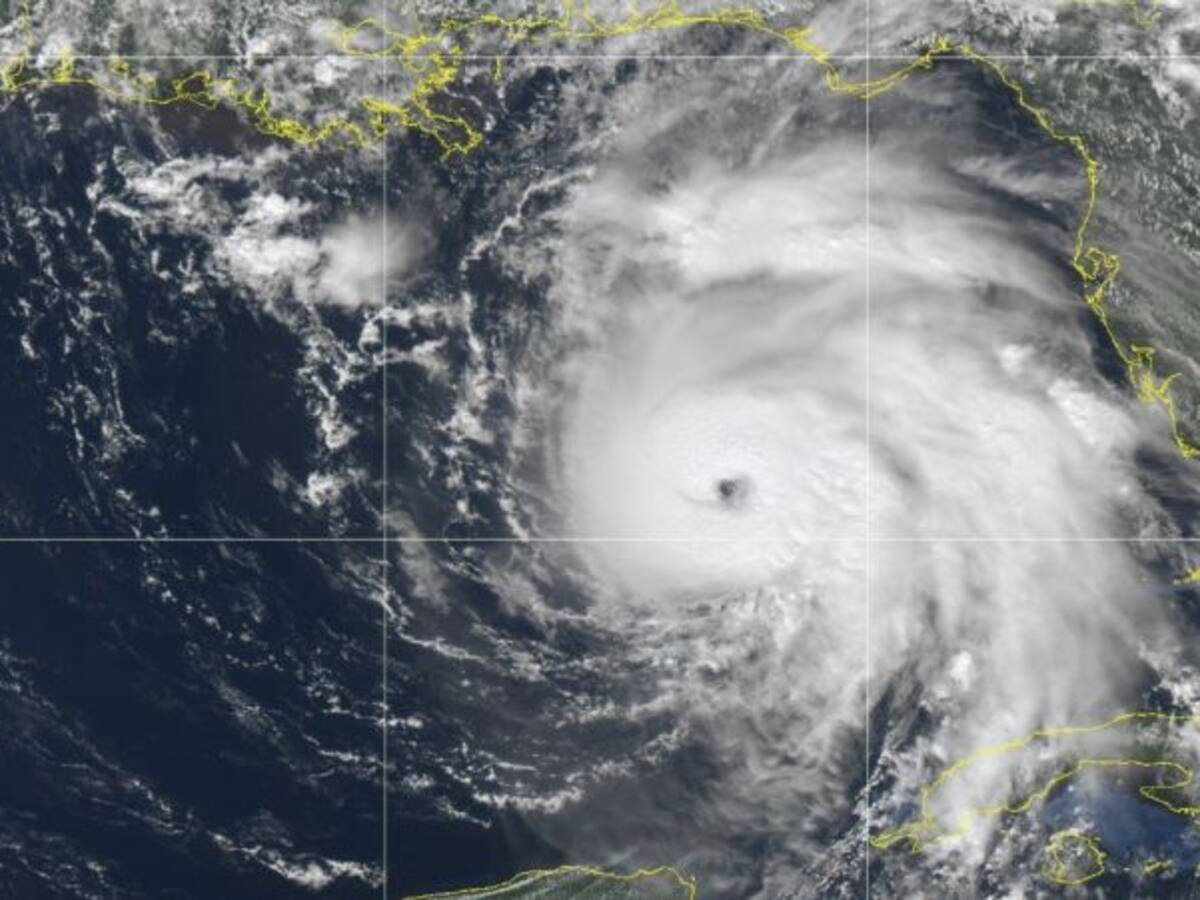 Trump declara estado de emergencia en Florida ante amenaza huracán Michael