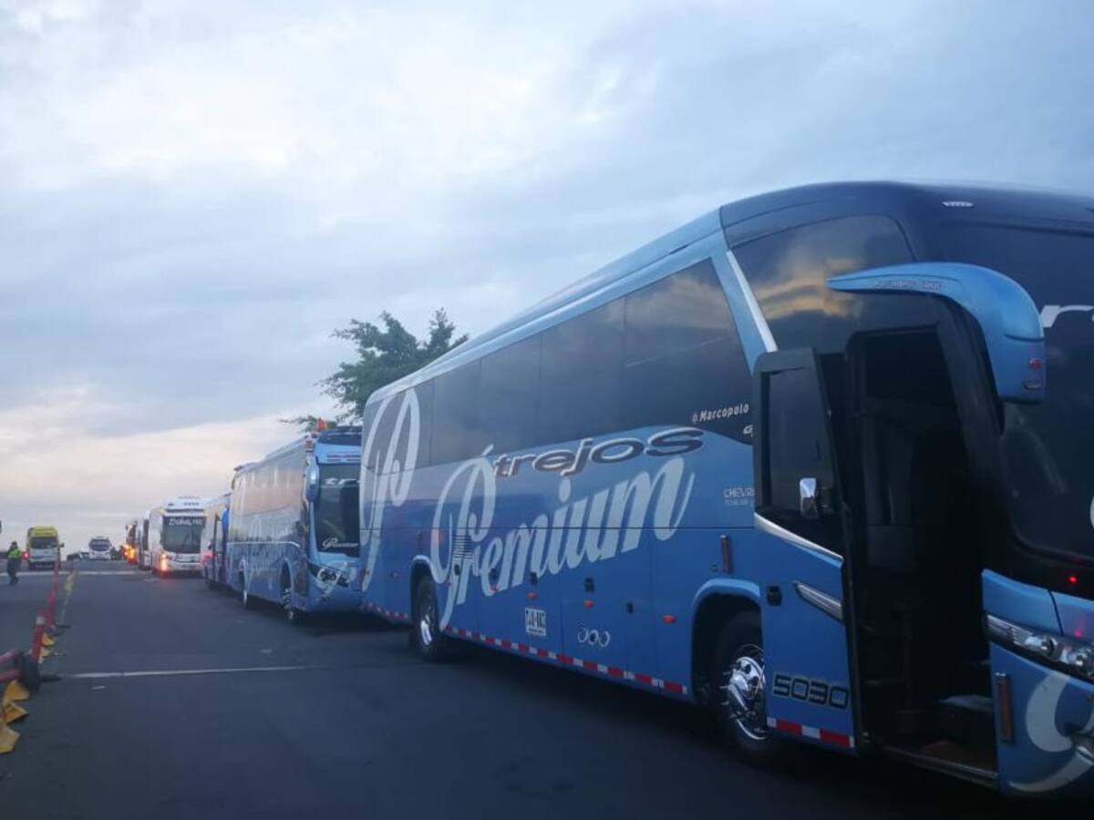 A diario 300 haitianos pueden salir desde La Terminal de Transporte de Cali