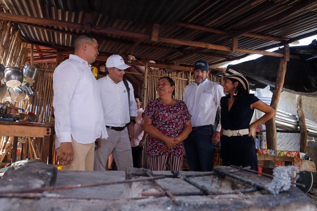 Conectan 740 hogares de los Montes de María al servicio de gas natural