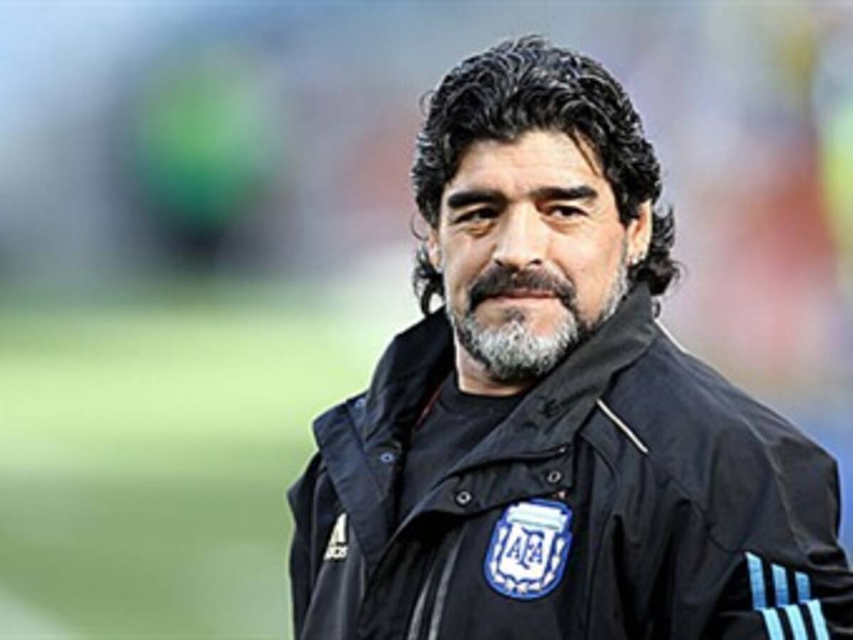 Maradona asegura que está superada la frustración por eliminación en Sudáfrica 2010