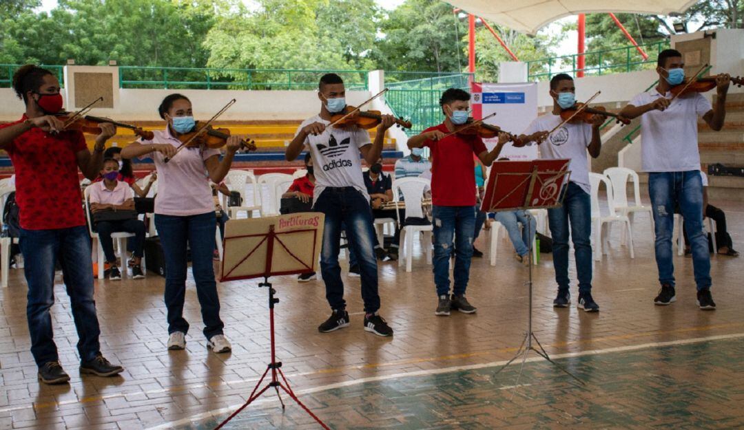 Los menores residen en los sectores Rafael Núñez y Once de Noviembre y hacen parte de la Escuela de Cultura de la Fundación Granitos de Paz