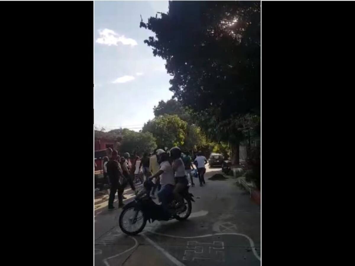 Pasearon un muerto sin ningún tipo de medida de bioseguridad