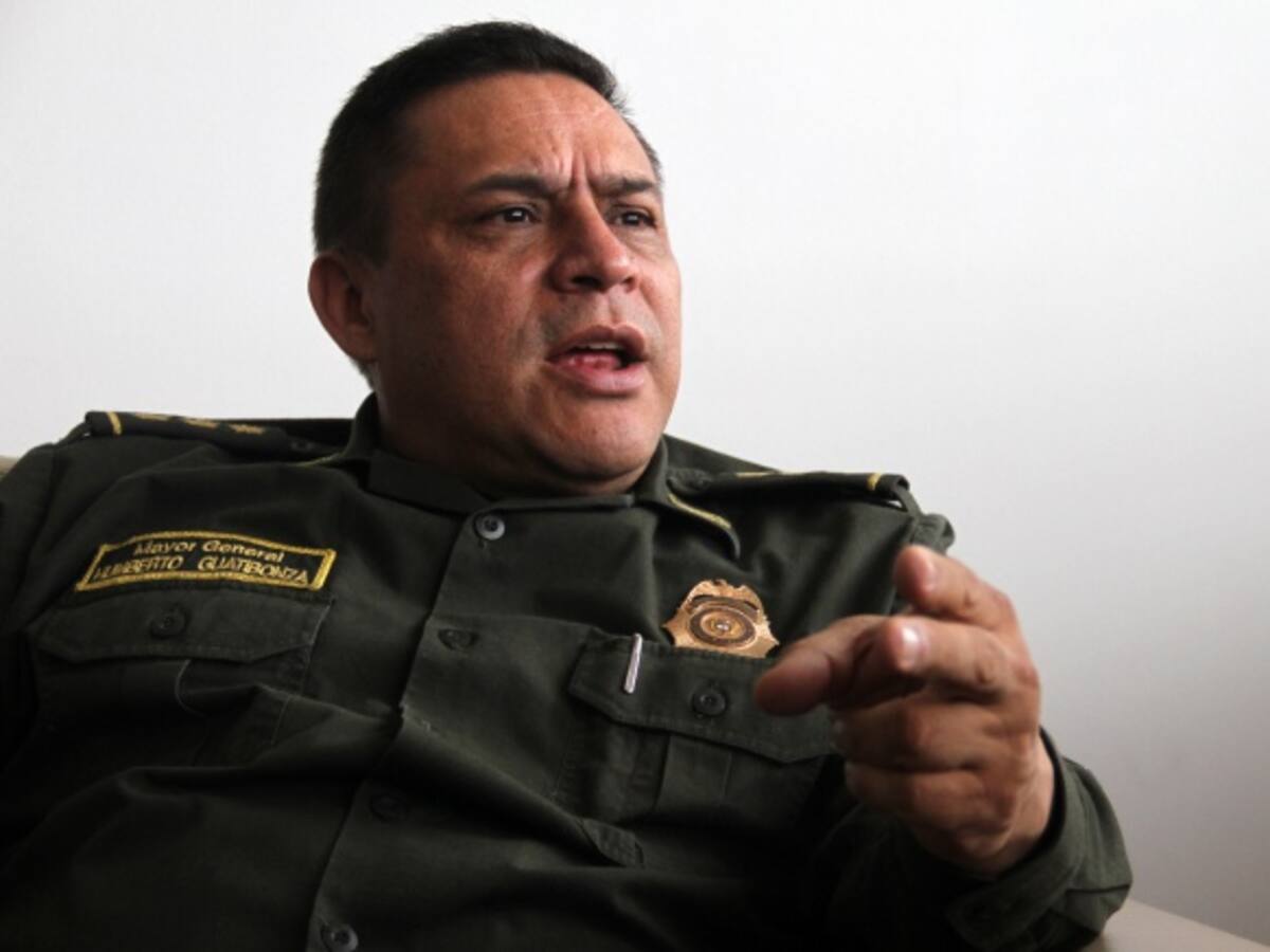 El general de la Policía Humberto Guatibonza pidió la baja
