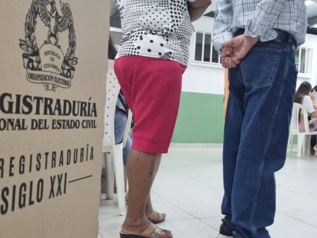 Redes sociales, el nuevo espacio para hacer política en Santander