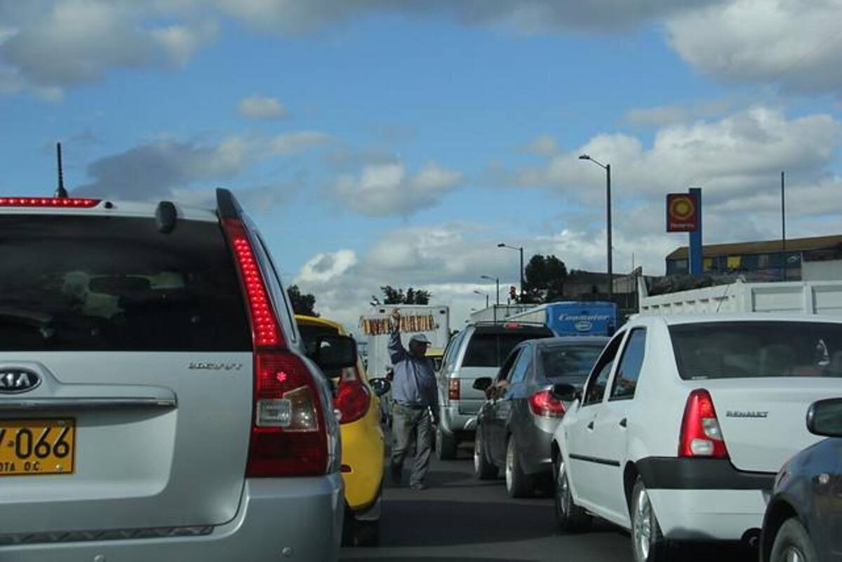 Desde el 24 de diciembre la terminal de transporte y el aeropuerto El Dorado han estado con gran afluencia de pasajeros que irán a otras ciudades o países para disfrutar de las fiestas de esta época. Fin de año no será la excepción.