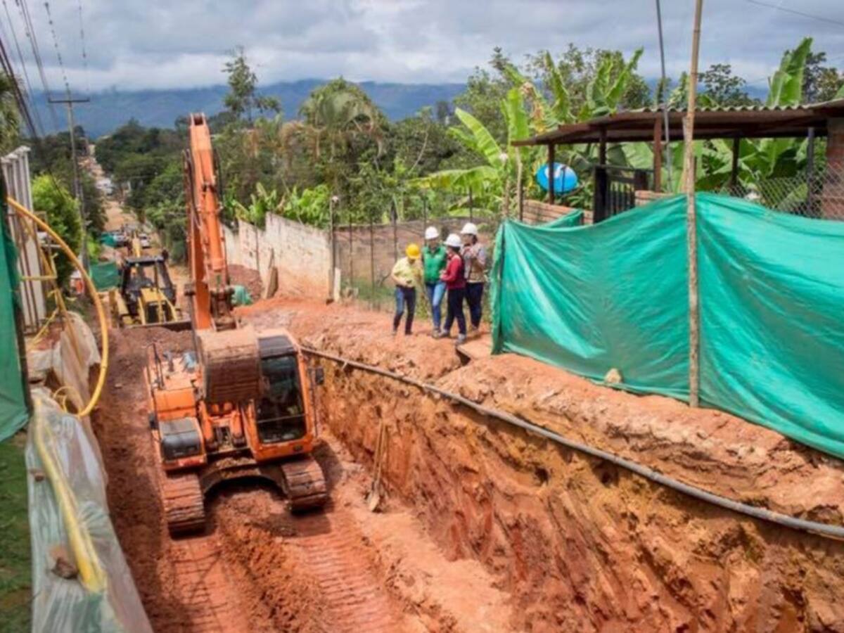 Comenzaron a meterle alcantarillado a Acapulco