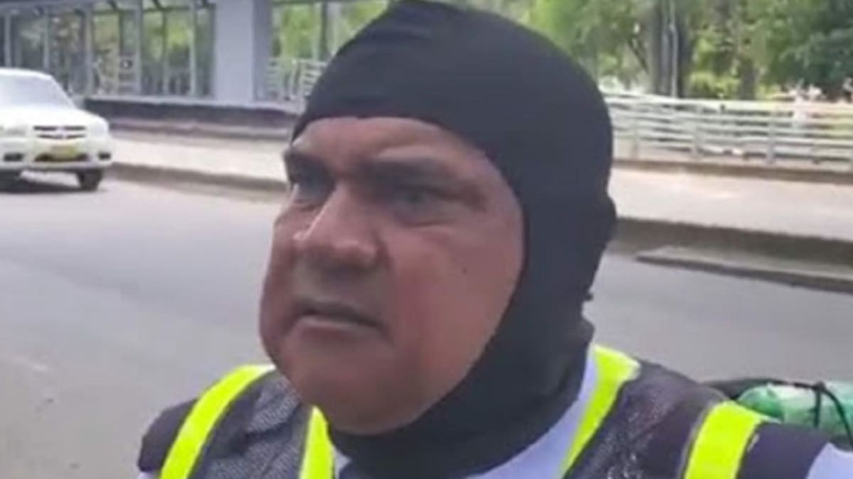 Guarda increpó a dos mujeres que le solicitaron colocarse el tapabocas