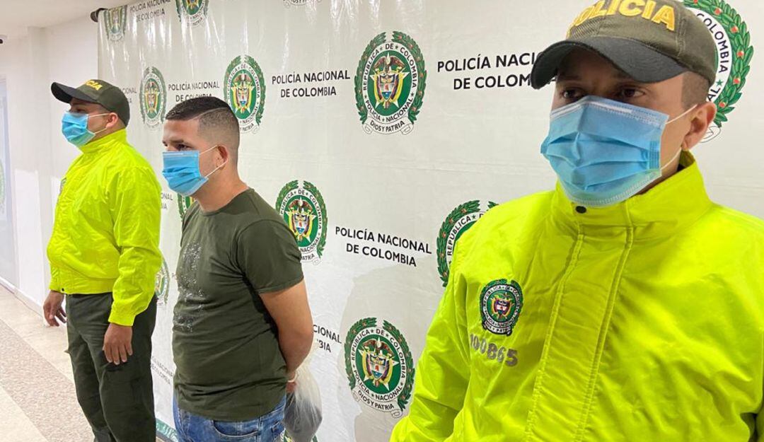 El hombre habría asesinado a una persona en la Comuna Seis de la ciudad.