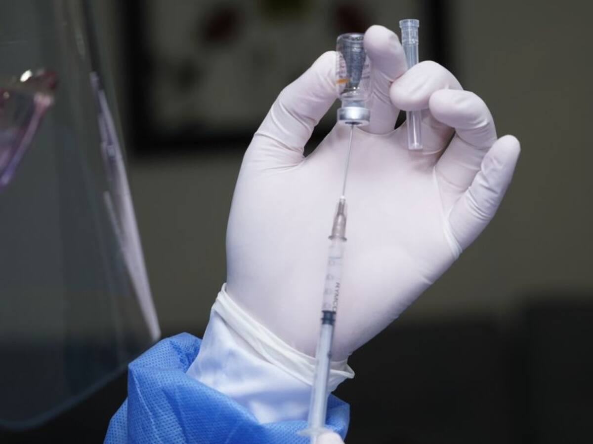 2.108 dosis de Sinovac aplicadas durante primer día de jornada masiva