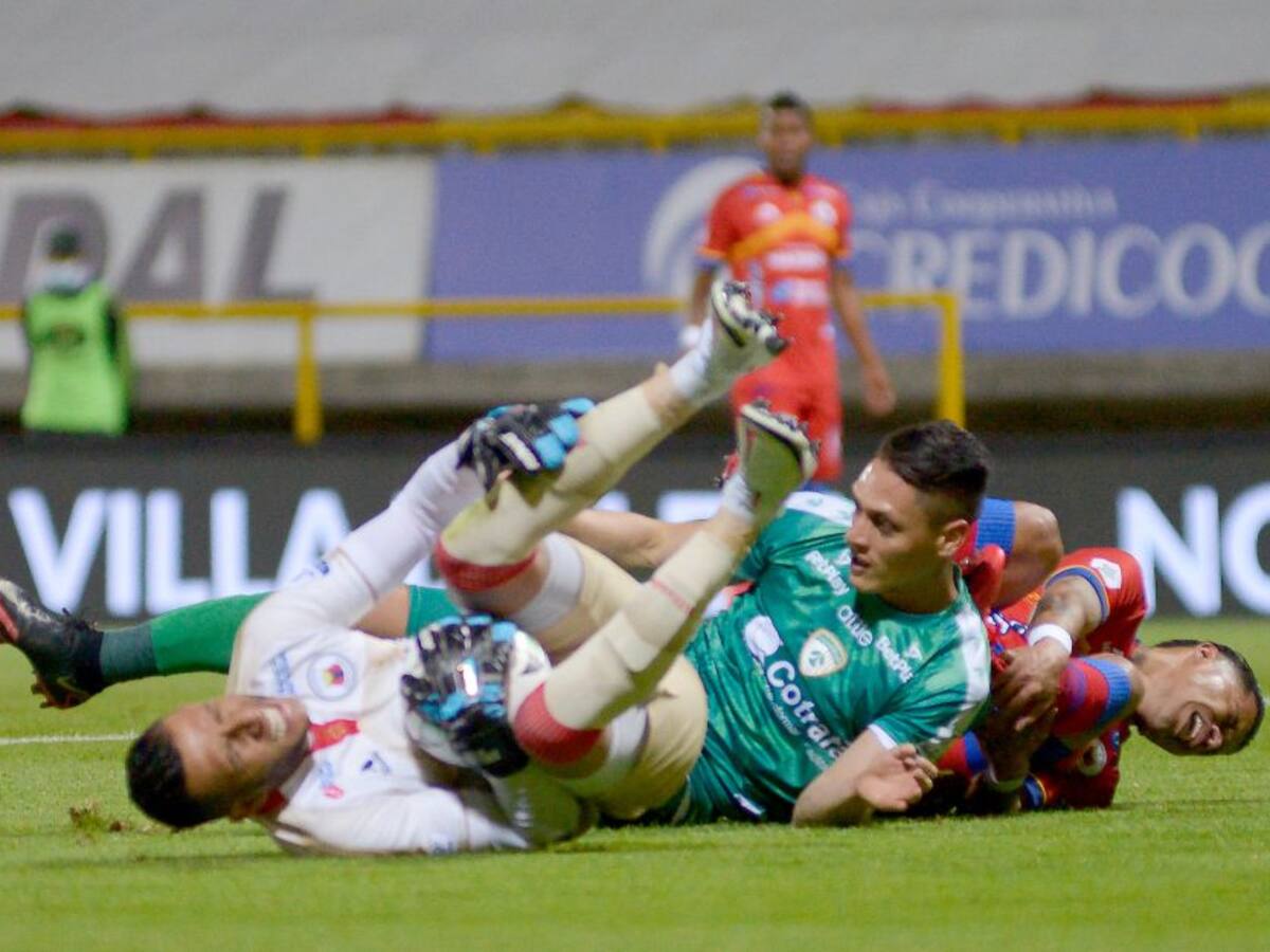 Pasto no pudo aprovechar los 10 hombres de La Equidad y empataron en Techo