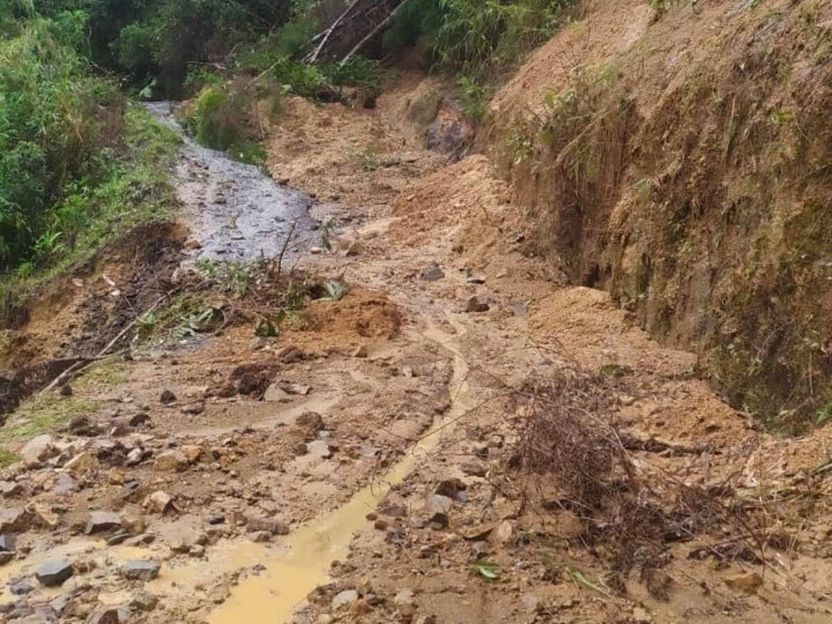 Lluvias genera dificultades en materia de movilidad en el municipio de Cáchira