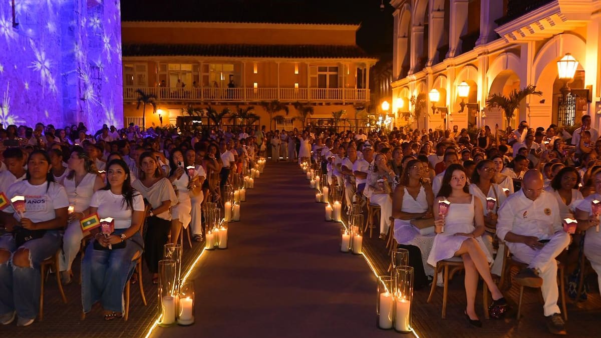 Cartagena se ilumina en Semana Santa con el lucernario y la presentación especial de Pablo Martínez