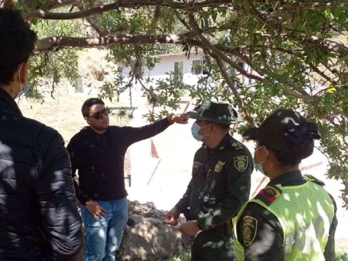 VIDEO: Investigan muerte de perrita atacada a cuchillo en Santander