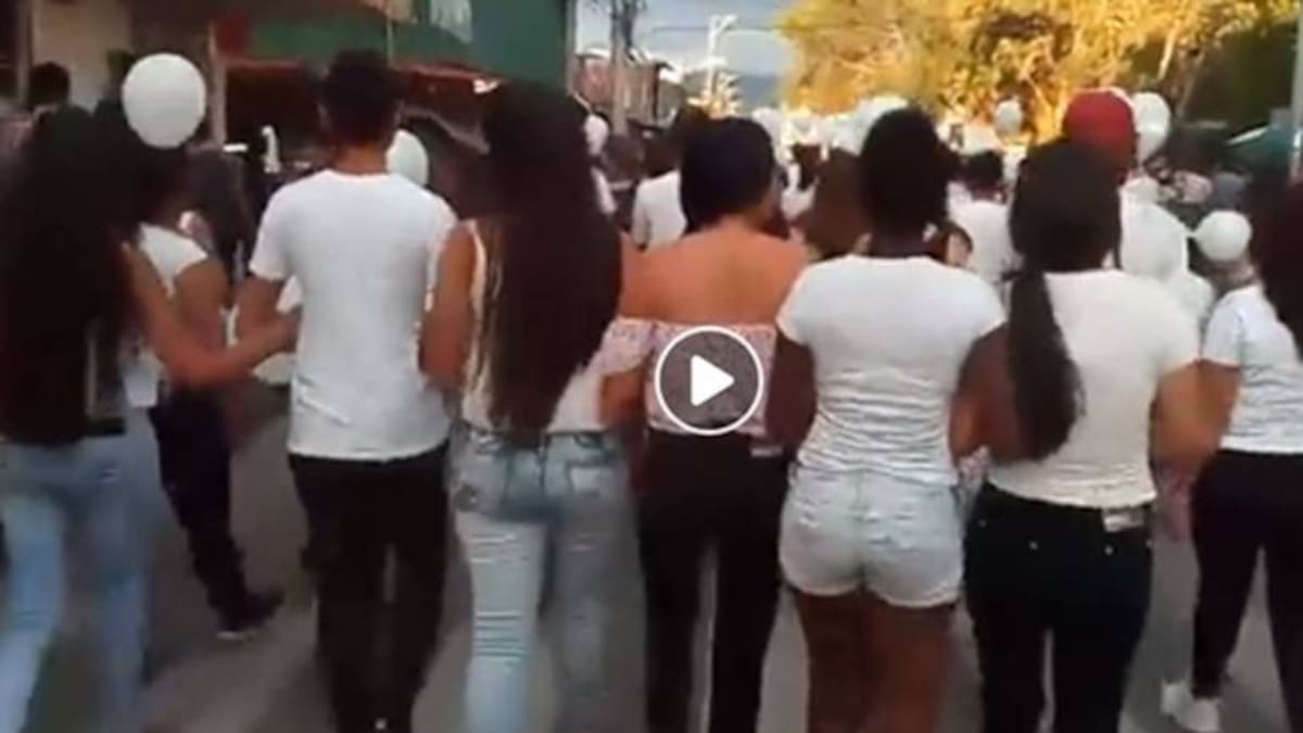 En La Tebaida marcharon rechazando asesinato de joven deportista