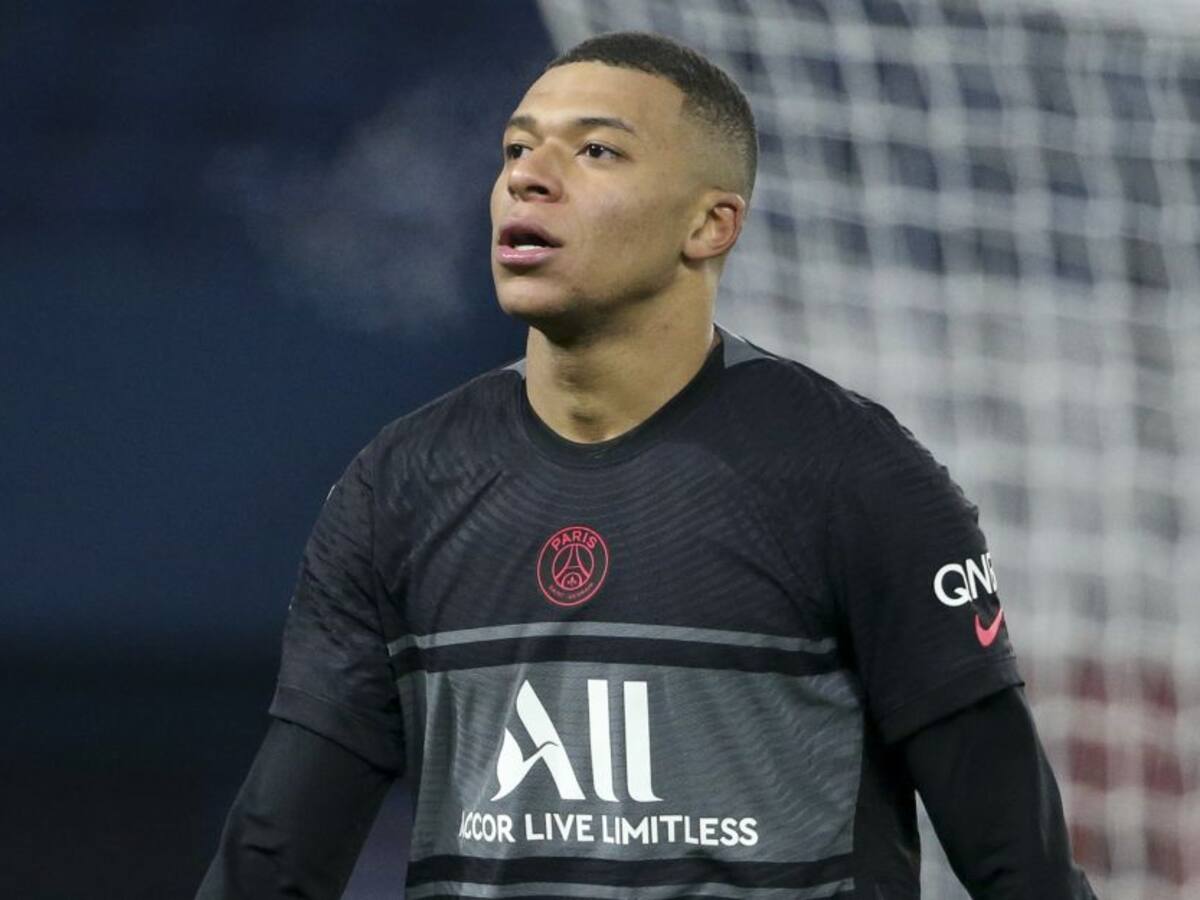 Mbappé se lesionó en músculo aductor y será baja en PSG