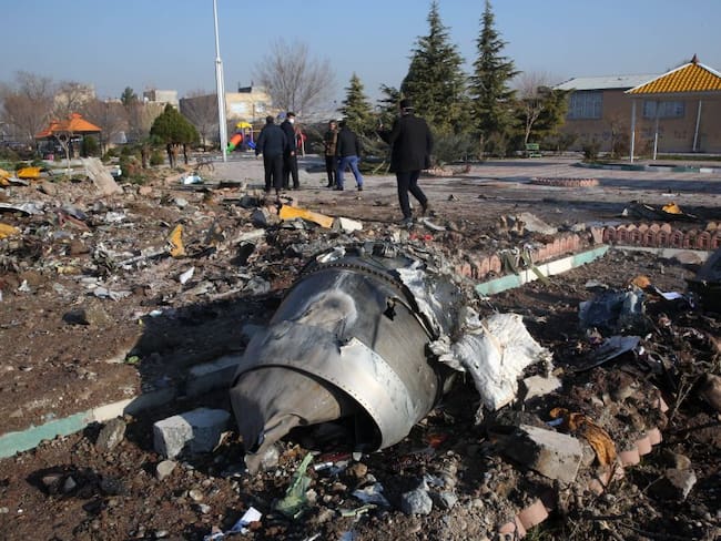 Irán: El Boeing 737 siniestrado sufrió un incendio antes de estrellarse