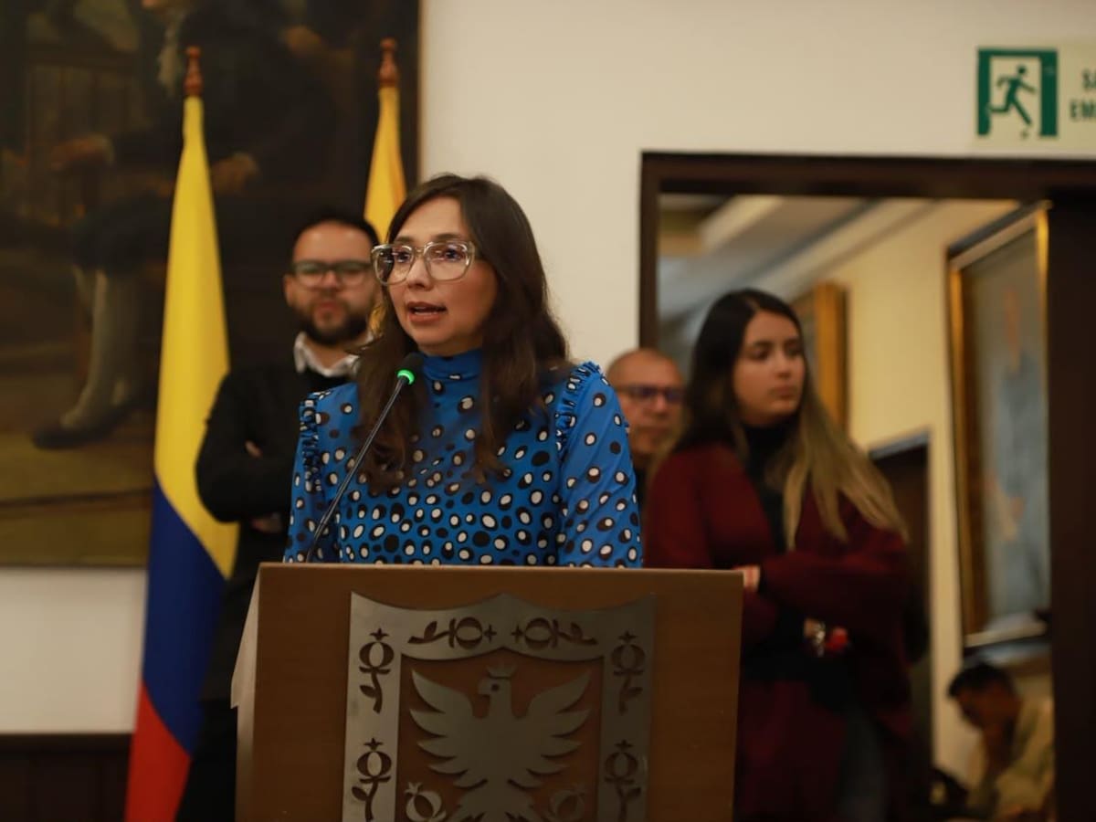 Queremos que los recursos se conviertan en bienes y servicios para los ciudadanos: Ana María Cadena