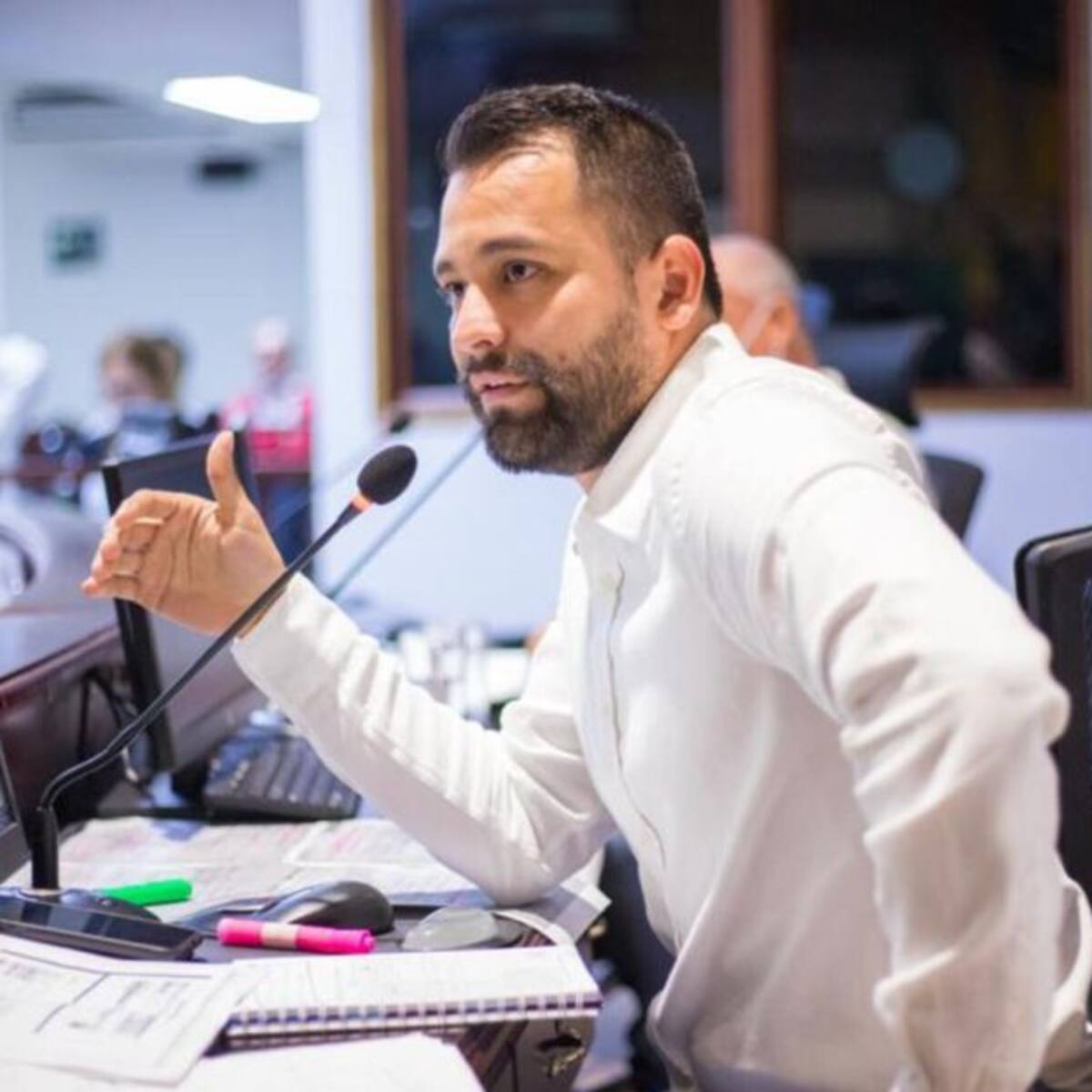 Alertan sobrecostos en proyectos de escenarios deportivos en Pereira