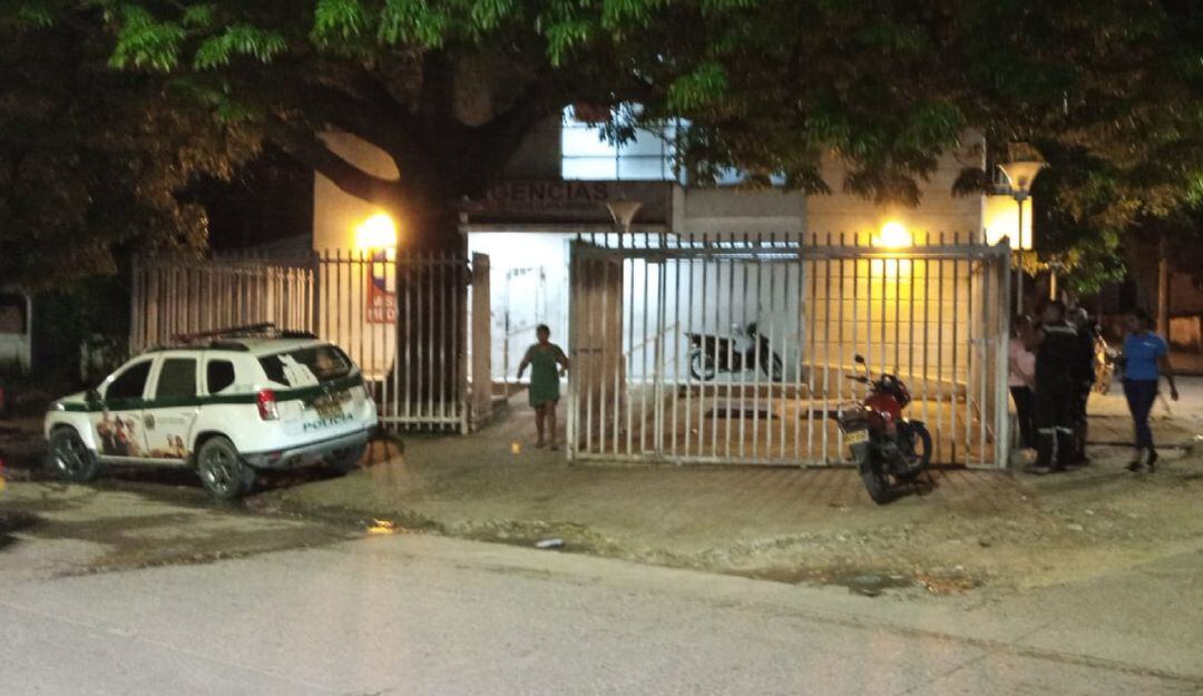 El hombre perdió la vida pese a los esfuerzos médicos luego de recibir varios impactos de arma de fuego