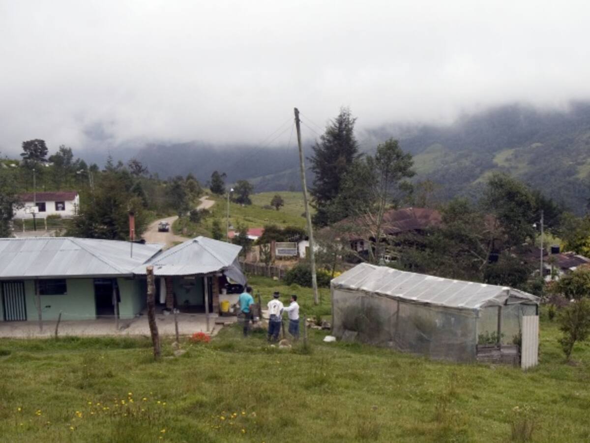 Distrito aseguró que la casa de 12 maestros en Sumapaz no se desplomó, solo tiene grietas
