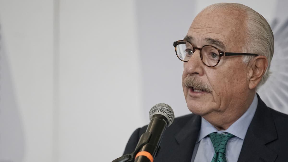 Por “traición”, Pastrana pide ‘castigar’ a los partidos que apoyan a Petro y sus reformas