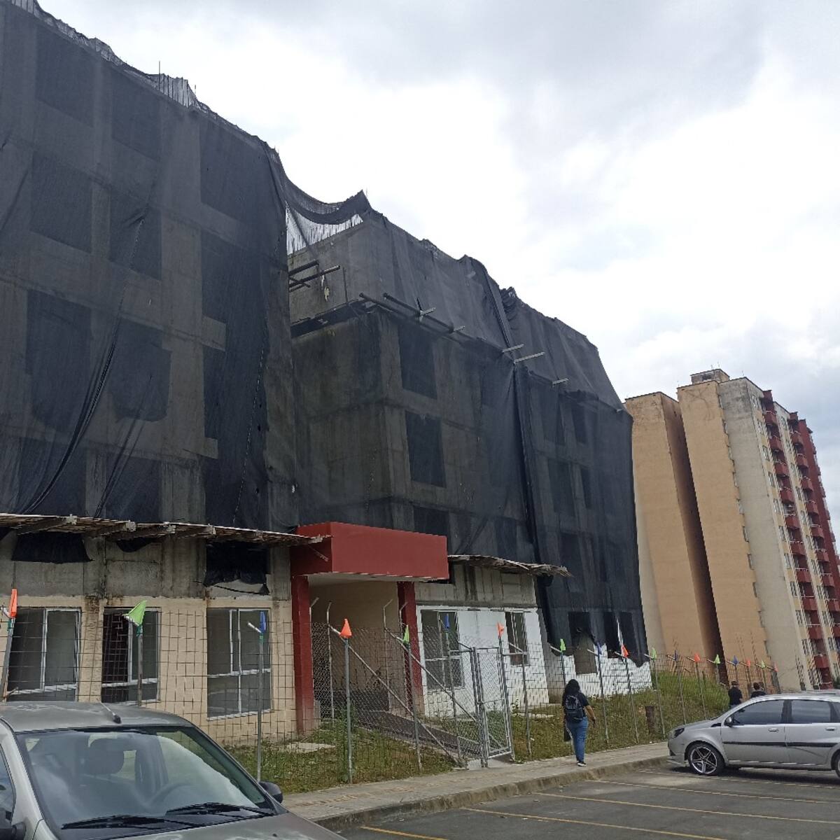 ¿Qué plantean en Armenia por irregularidades y estafas en proyectos de vivienda?