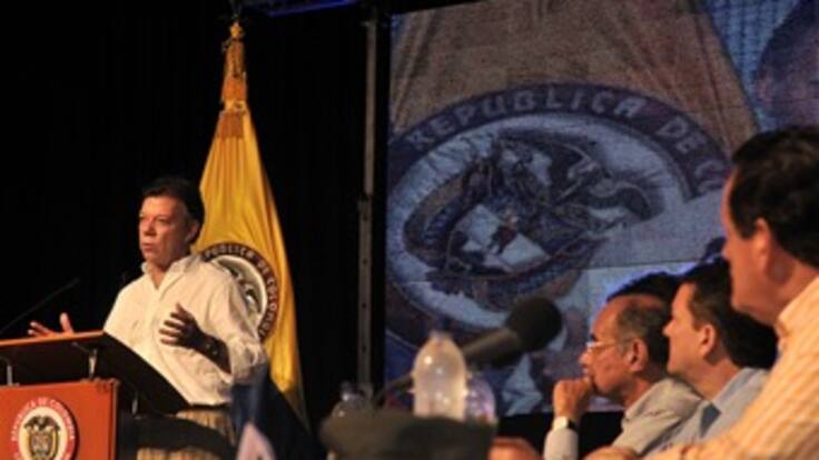 Empresarios colombianos deben recuperar mercado venezolano: Presidente Santos