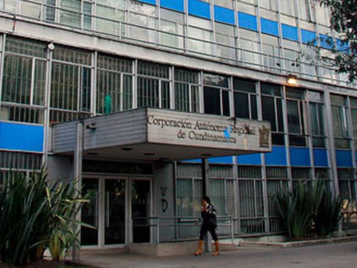 CAR de Cundinamarca otra vez en el ojo del huracán por irregularidades