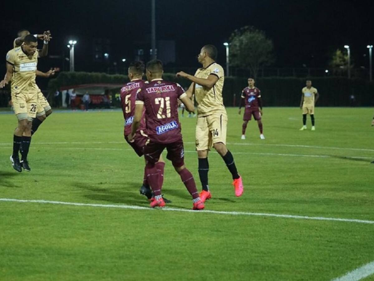 A Tolima se le fueron las luces en Rionegro y cedió el triunfo al final