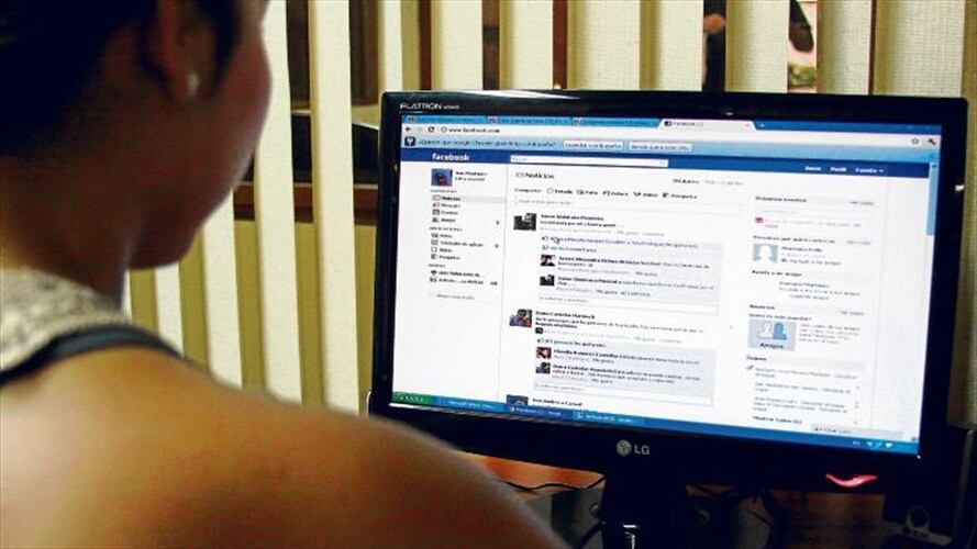 Implicada en supuesta estafa en Facebook está demandada por general de la Policía/ Imagen de referencia. Foto: Colprensa