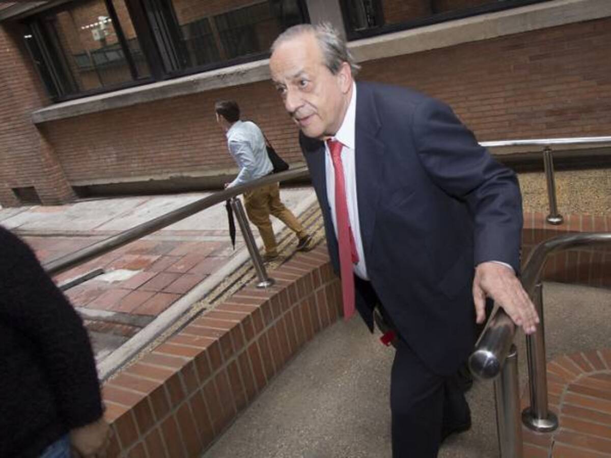 Víctor Pacheco declarará contra Jorge Pretelt en caso Fidupetrol