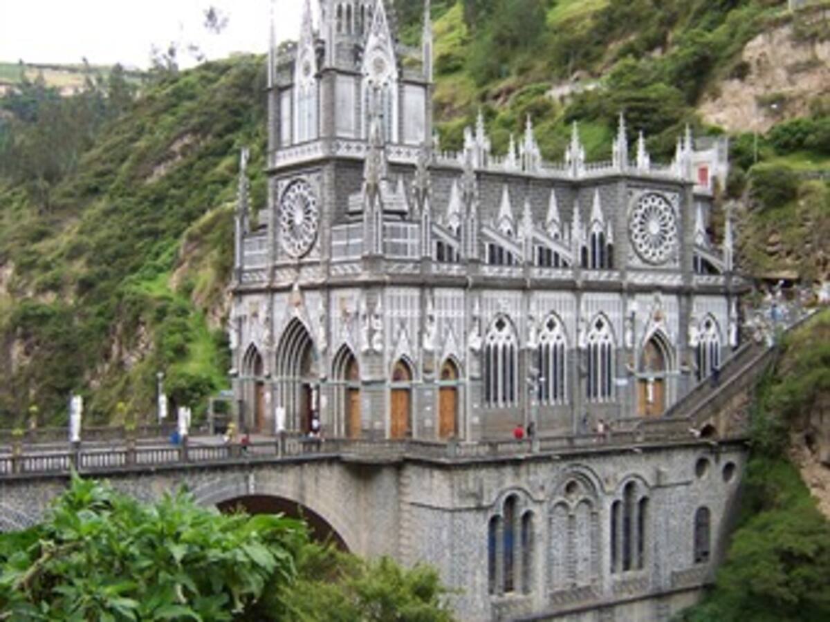 Muere atropellado un niño que peregrinaba al Santuario de las Lajas
