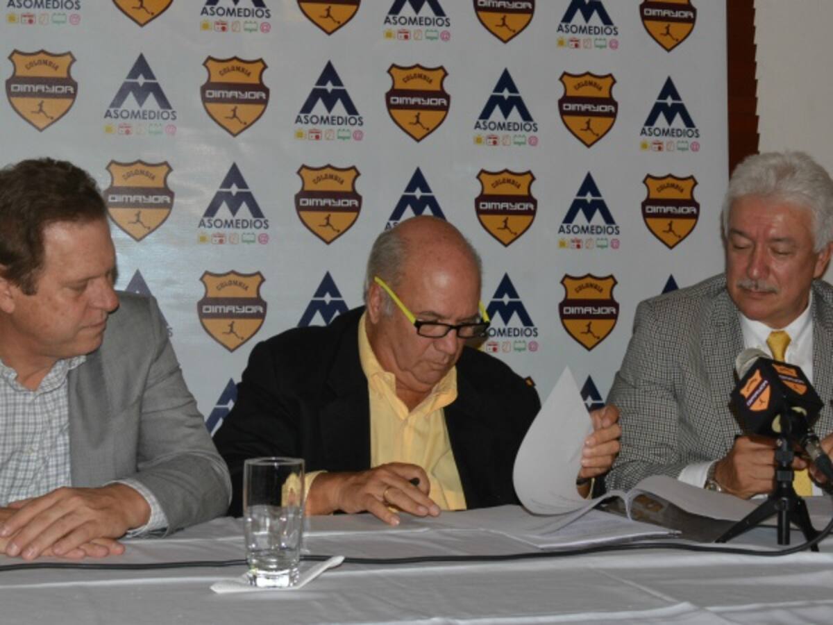 La Radio queda exonerada de los derechos de transmisión para el FPC