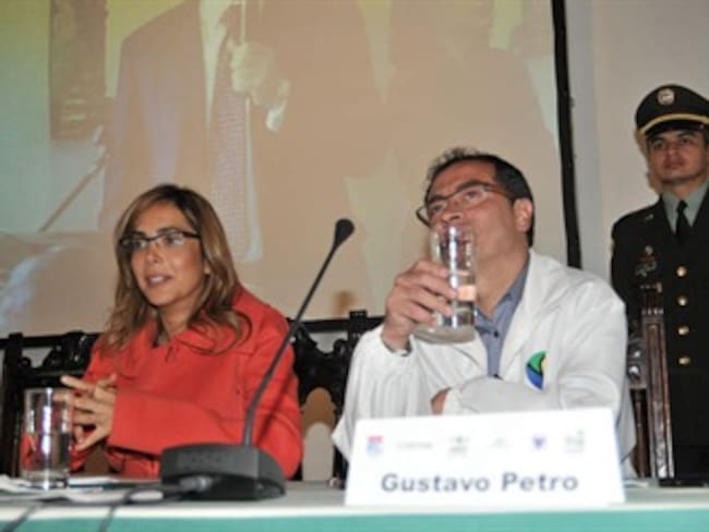 Santos dice que Alta Consejería no es para competir con el alcalde Petro