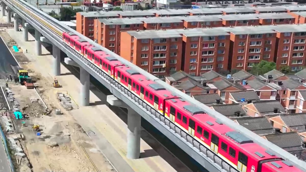 Tren del Metro de Bogotá ya recorrió 5.7 kilómetros de prueba sobre el viaducto