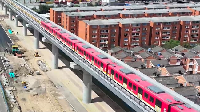 Tren de Metro de Bogotá recorrió 5.7km de prueba sobre el viaducto. Foto: Alcaldía de Bogotá.